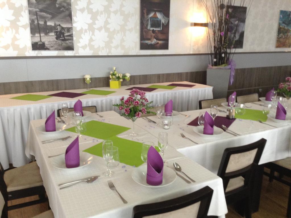 Hotel Monde 4*